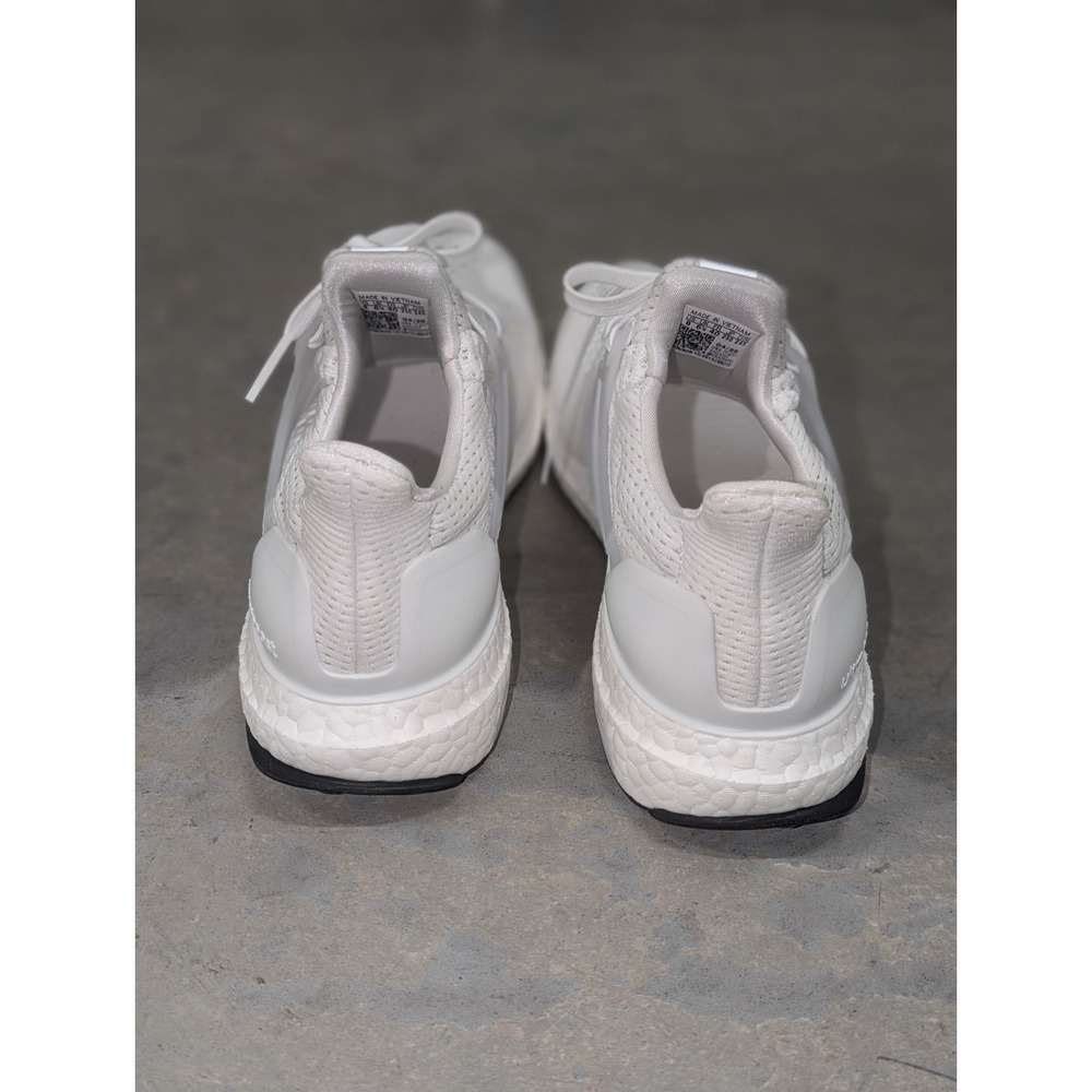Triple White Running Shoes Womens 8 adidas Ultraboost 1.0 DNA NIB - Picture 3 of 9
